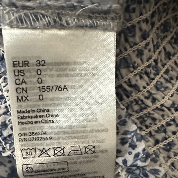 H&M Black and White Floral Blouse - Picture 5 of 6